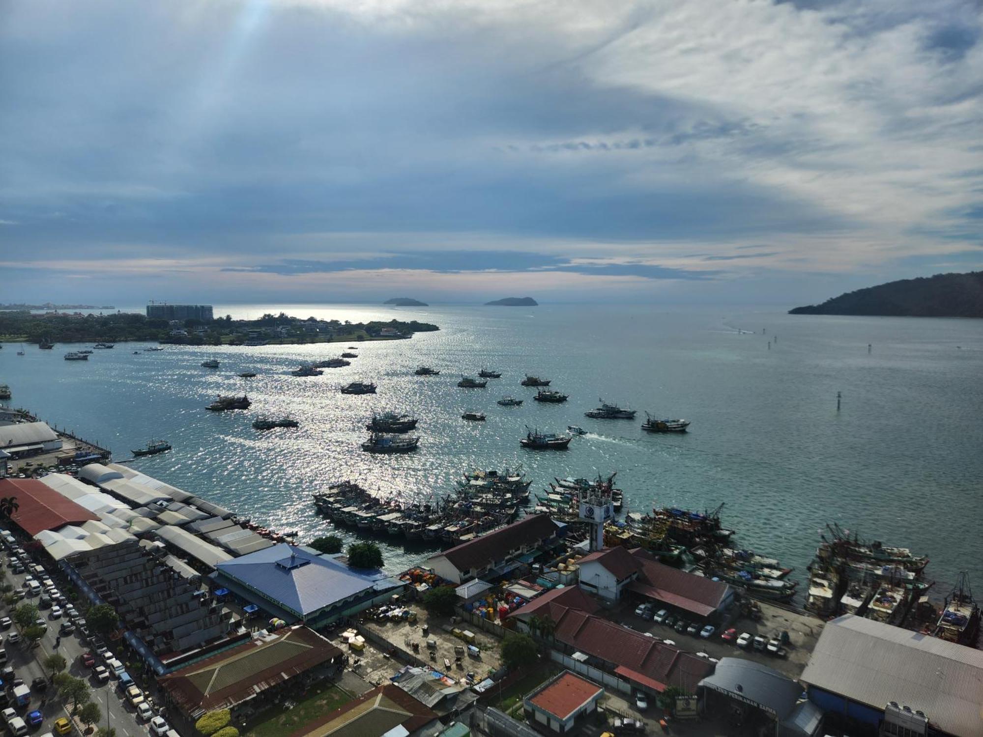 The Shore Kota Kinabalu City Centre By Lw Suites Pokój zdjęcie
